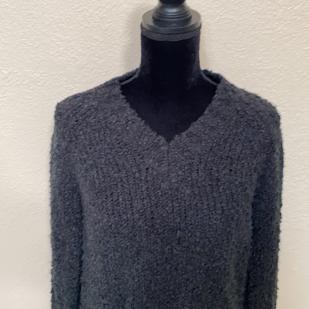 Universal Thread Sweater - Picture 2 of 6